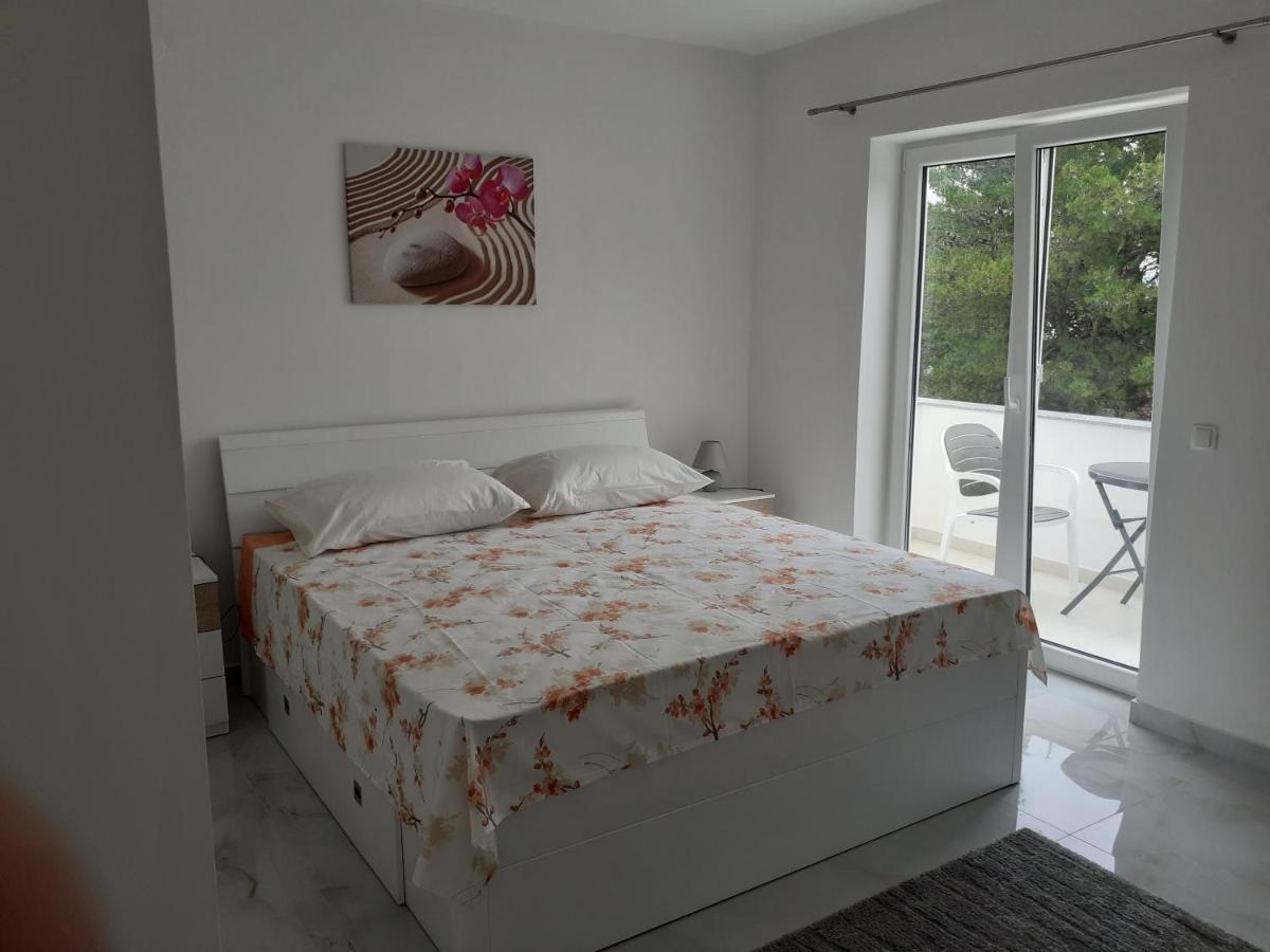 Apartmani Miletic Jelsa  Εξωτερικό φωτογραφία