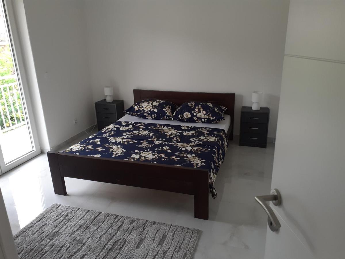 Apartmani Miletic Jelsa  Εξωτερικό φωτογραφία