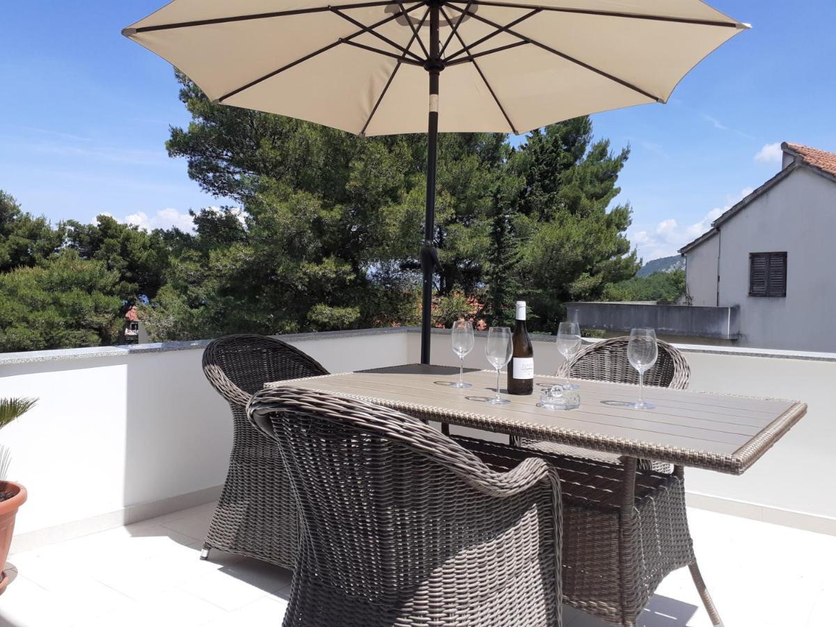 Apartmani Miletic Jelsa  Εξωτερικό φωτογραφία