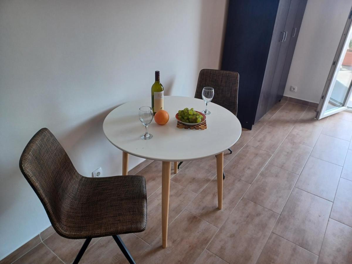 Apartmani Miletic Jelsa  Εξωτερικό φωτογραφία