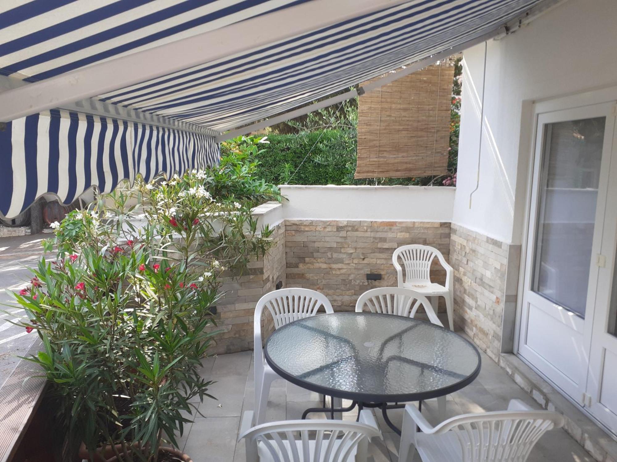 Apartmani Miletic Jelsa  Εξωτερικό φωτογραφία