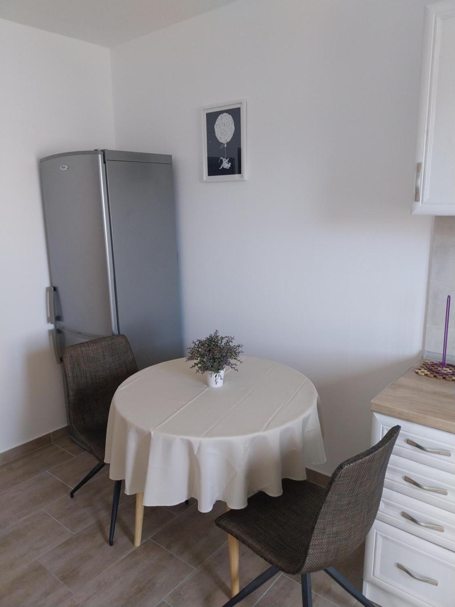 Apartmani Miletic Jelsa  Εξωτερικό φωτογραφία