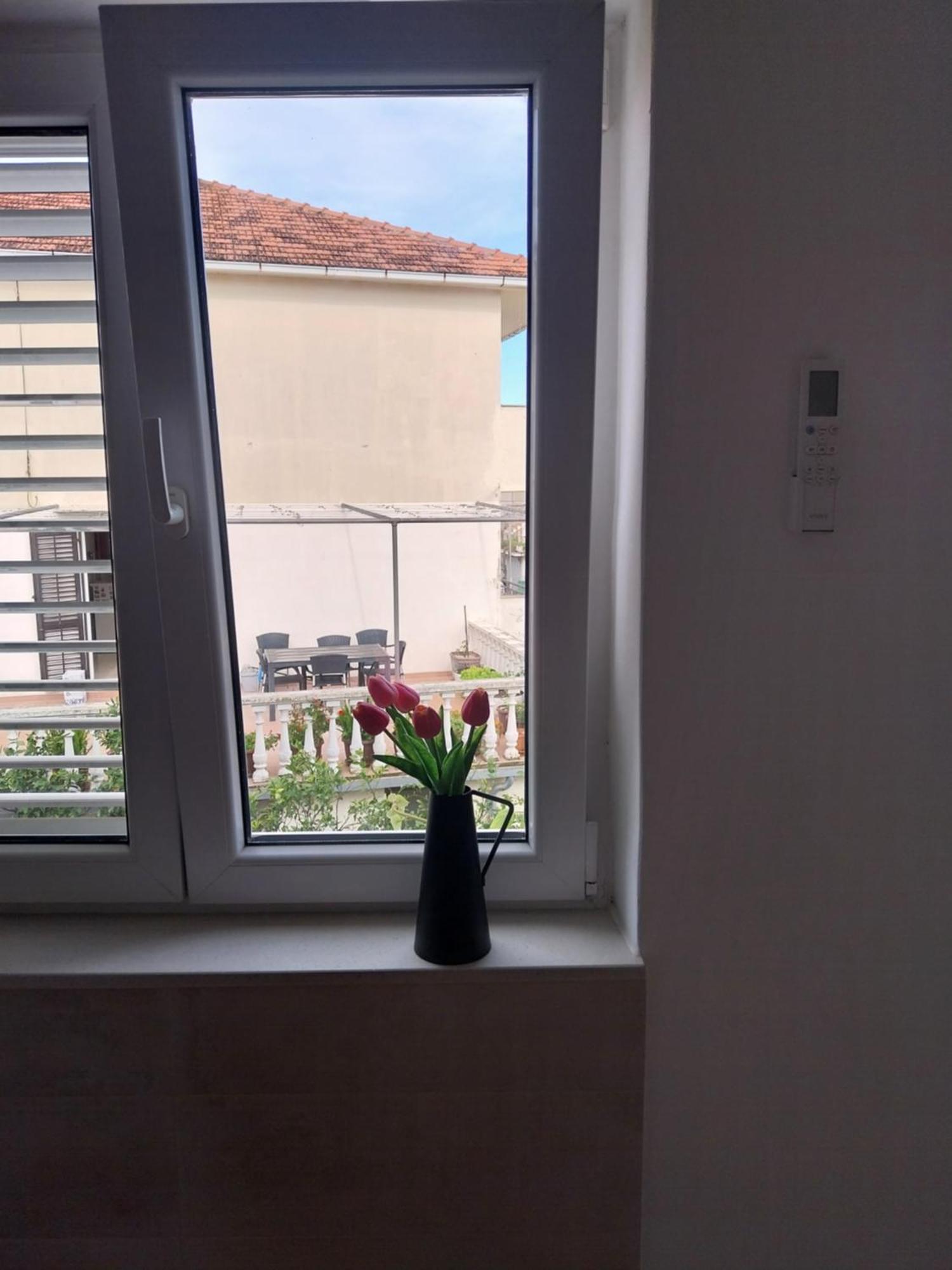 Apartmani Miletic Jelsa  Εξωτερικό φωτογραφία